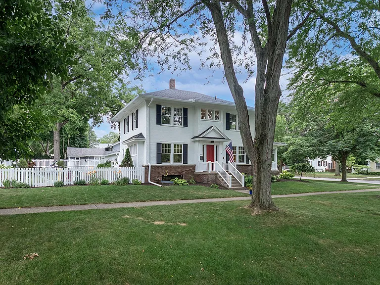 121 Cherry St — Photo 29