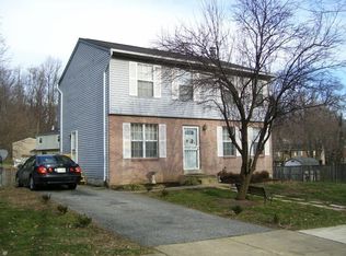 6104 S Gate Dr, Temple Hills, MD 20748