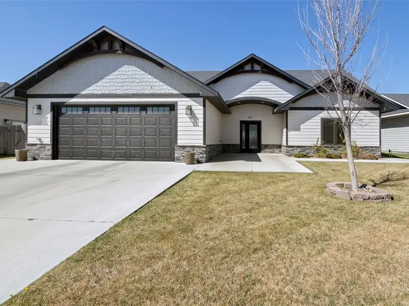 401 Park View Dr, Garden City, KS 67846