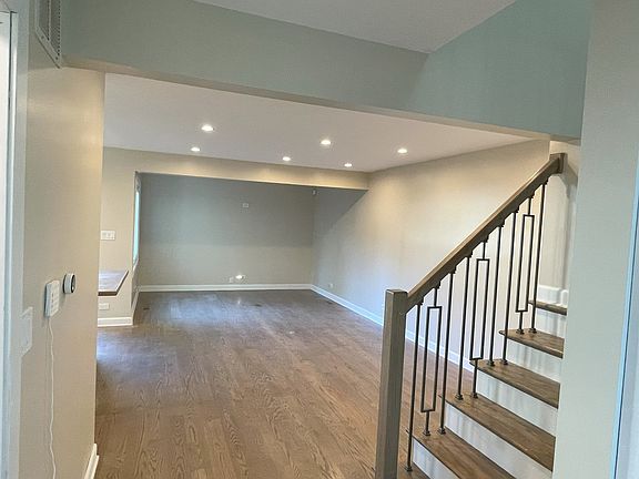 5th image of 7610 Hearth Dr #7610