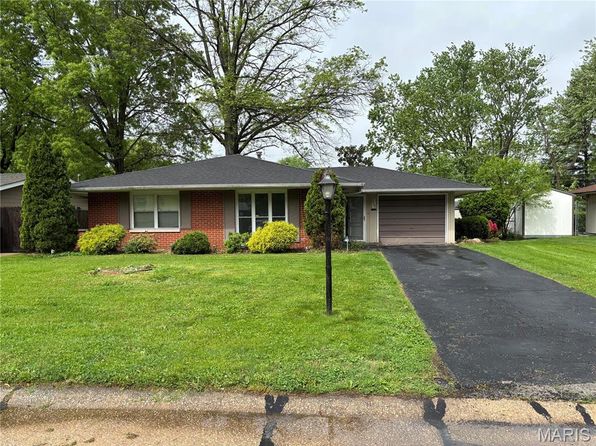 213 Todd Ln, Belleville, IL 62221