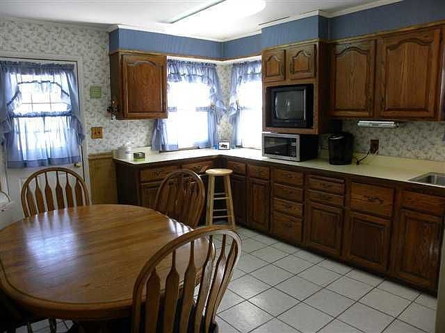 2nd image of 50 Southgate Rd