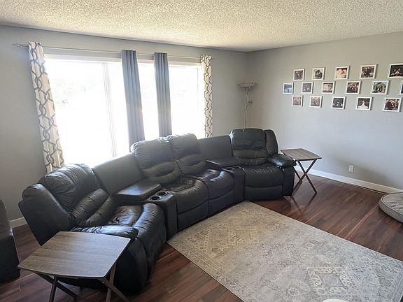 4th image of 5721 44a St