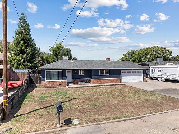 2nd image of 12801 Bonnie Brae Ave