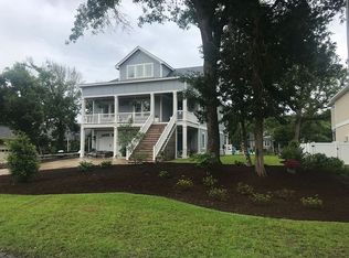 133 Loblolly Dr, Pine Knoll Shores, NC 28512