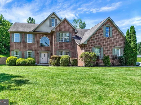 28 Valley Rd, Shrewsbury, PA 17361