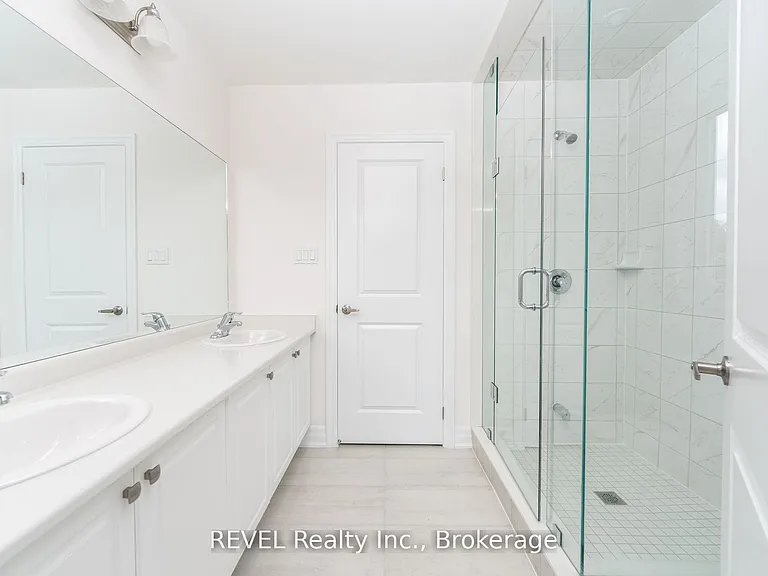 4568 Lyons Pkwy #UPPER — Photo 24