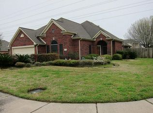 6902 Benjamin Ln, Pasadena, TX 77505