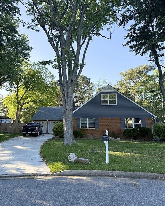 1st image of 208 Brunick Ct
