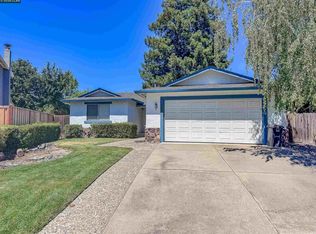 2811 Saint Joseph Dr, Concord, CA 94518