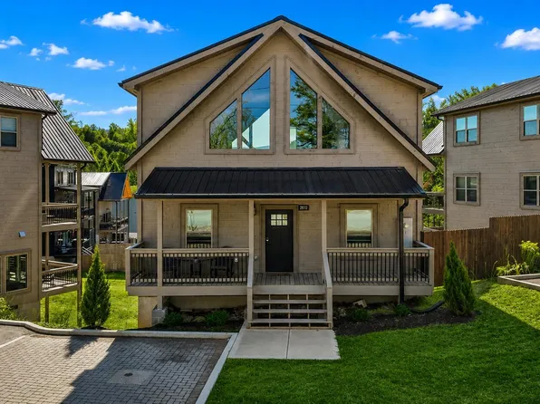 2872 Sequoia Rd, Pigeon Forge, TN 37863