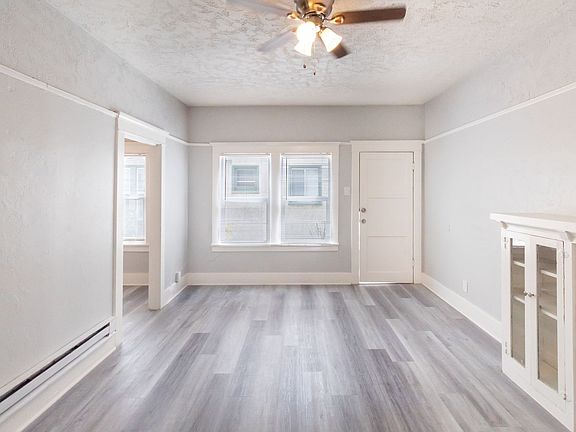 2nd image of 1049 E 5th St APT F