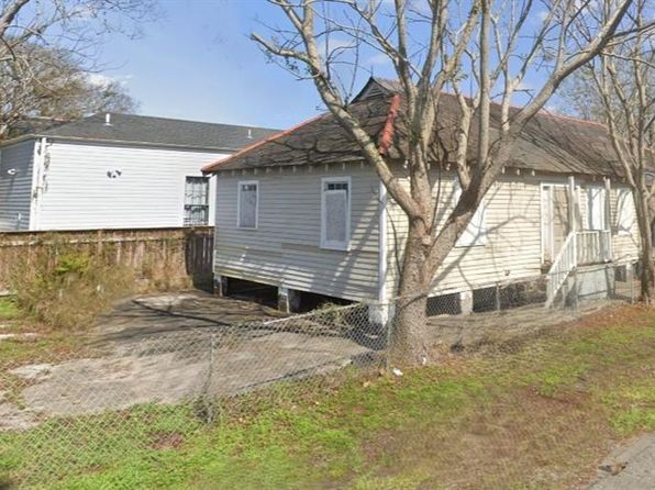 new-orleans-louisiana-442081161 picture