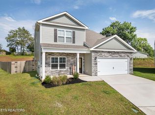 8600 Denali Path Ln, Knoxville, TN 37931