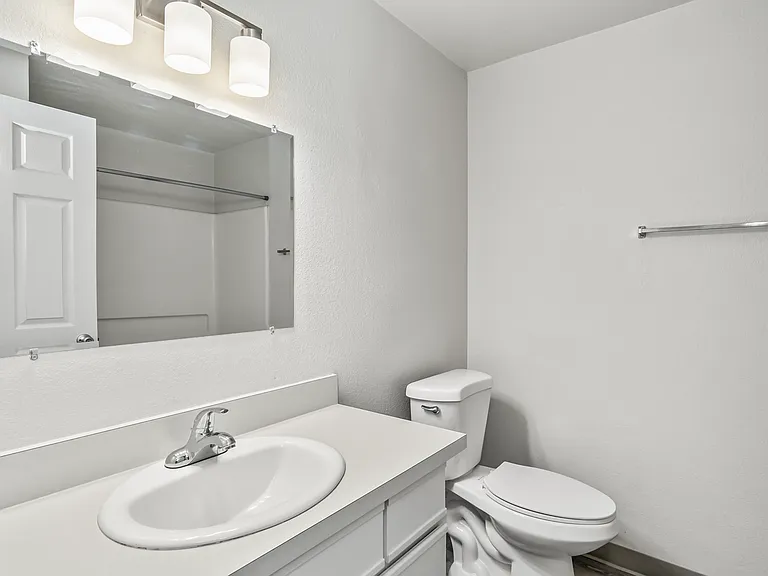 Cascade Ridge Apartments — Photo 10