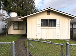 746 N 102nd St, Seattle, WA 98133