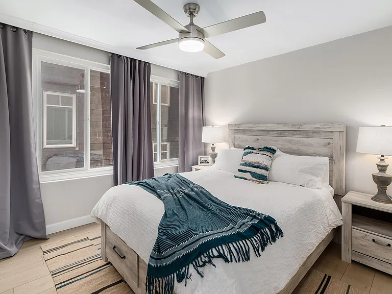 Secondary bedroom