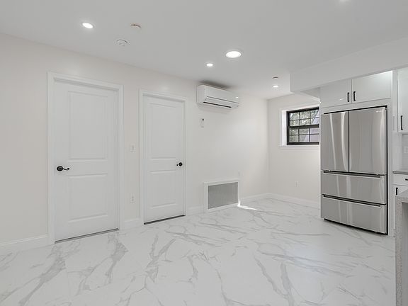 3rd image of 32-48 42nd St #2A