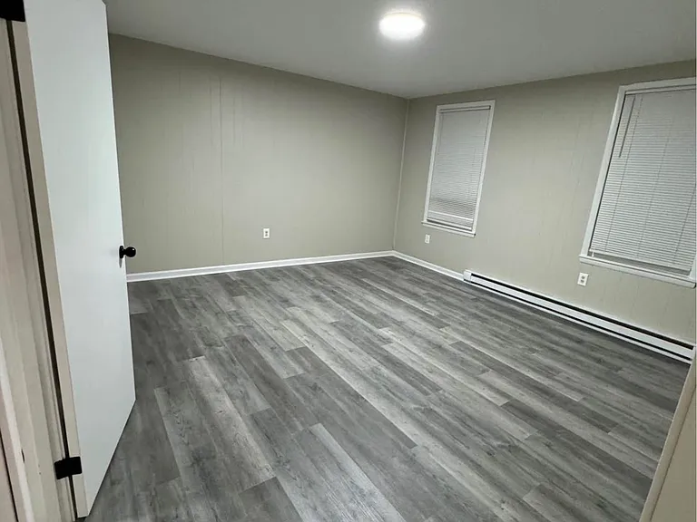532 Franklin St #3F — Photo 3
