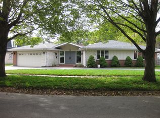 9136 S Karlov Ave, Oak Lawn, IL