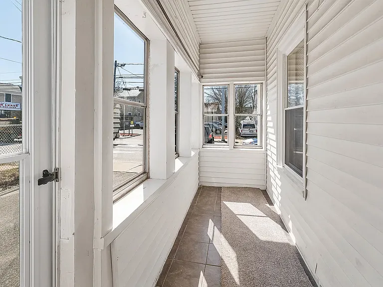 3 Kinsley St #A — Photo 11