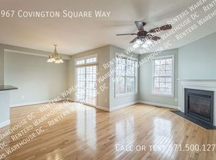 2967 Covington Square Way, Fairfax, VA 22031