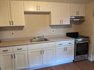 3 Nesmith St, Methuen, MA 01844