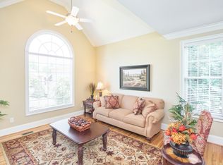 23 Riverbanks Ct, Greer, SC 29651