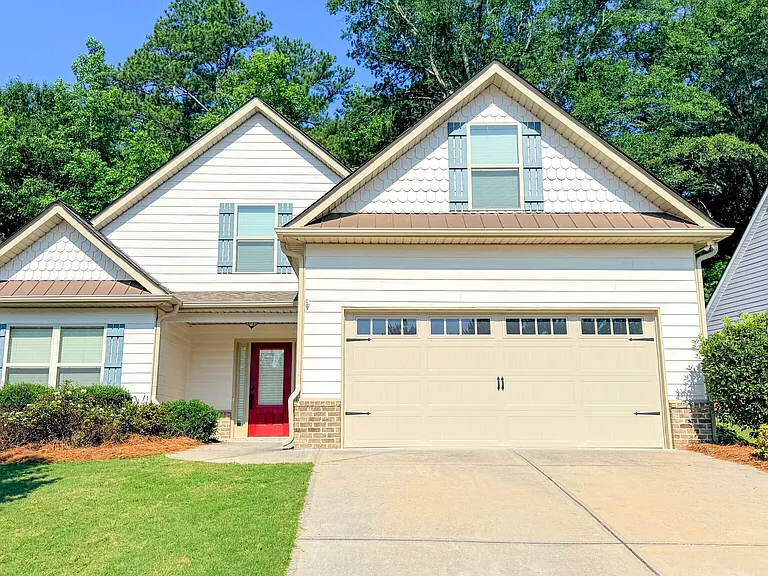 338 Brookstone Dr — Photo 1