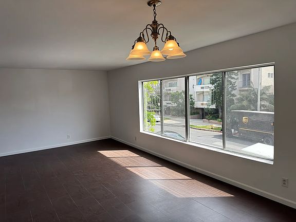 2nd image of 11831 Mayfield Ave #3