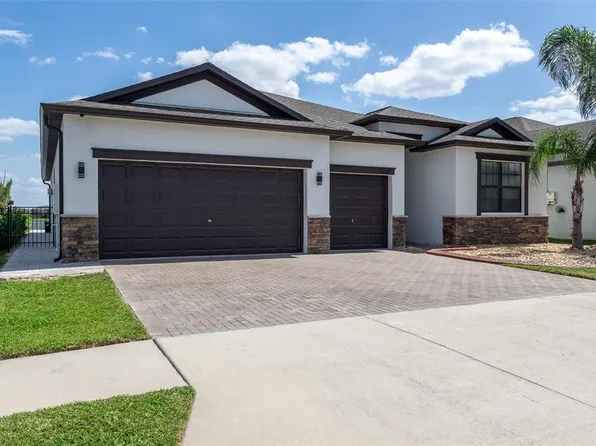 10008 Celtic Ash Dr, Ruskin, FL 33573