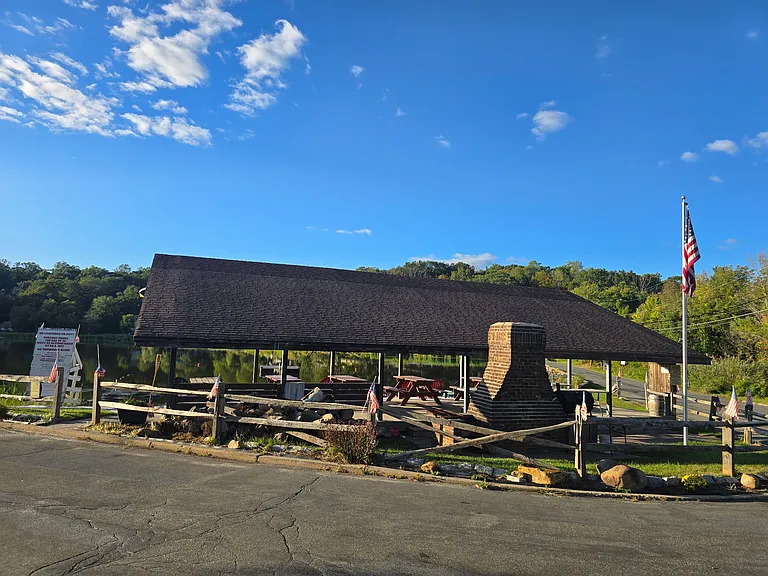 716 Glen Rd — Photo 36