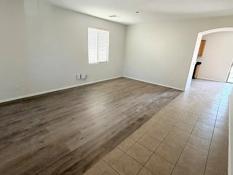 43531 W Oster Dr — Photo 13