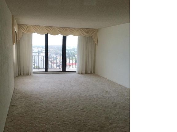 5th image of 3051 S Atlantic Ave #H010