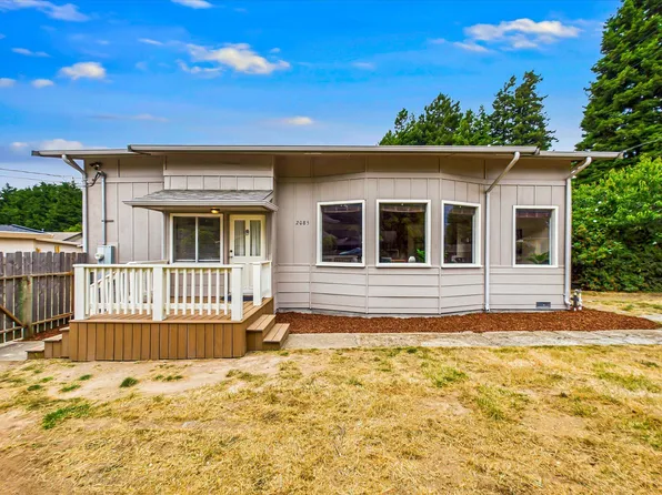 2085 Fern St, Eureka, CA 95503
