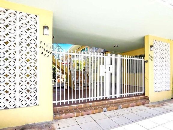 Entrance To Complex

8101 Abbott Ave #3 Miami Beach, FL 33141-1606