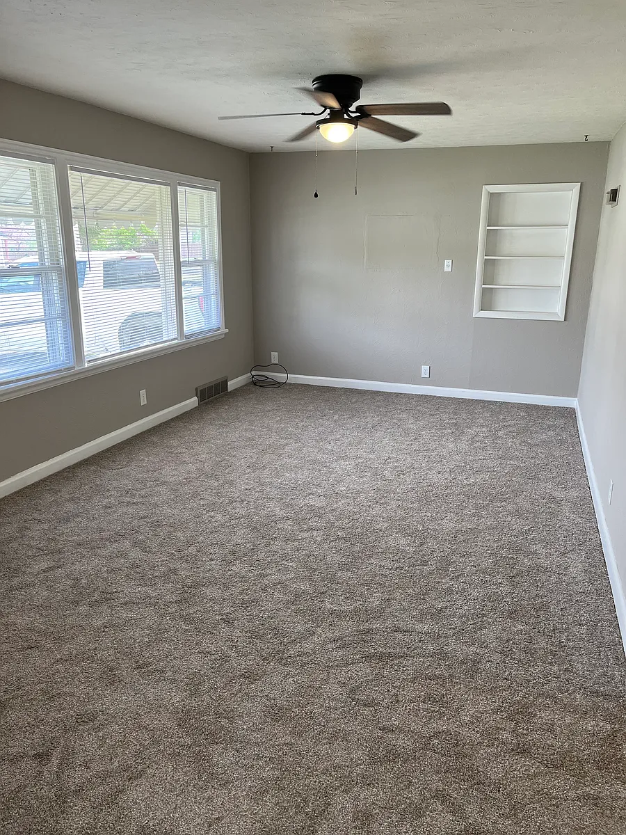 Living Room - 1403 Iowa St