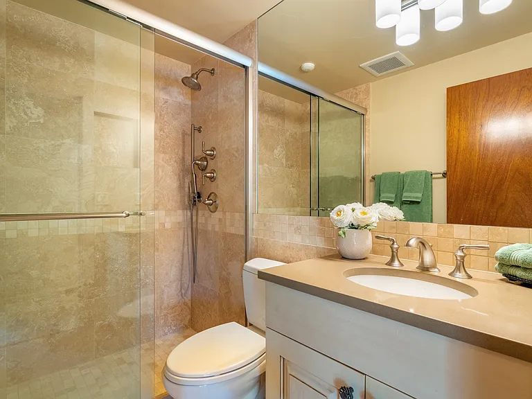 400 W Hopkins Ave #5 — Photo 14