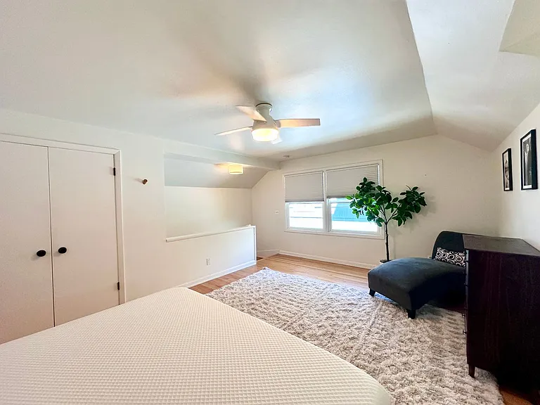 Lovely Duplex NE Portland - 2 bed, 1 bath w/Garage! — Photo 18