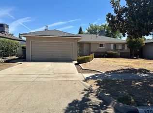 3208 E Acacia Ave, Fresno, CA 93726