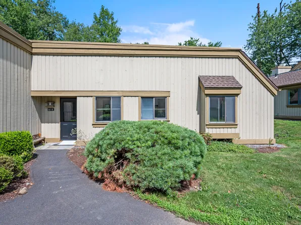 807 Heritage Village #D, Southbury, CT 06488