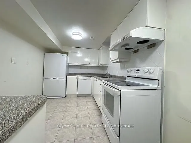 39 Crittenden Sq #BASEMENT — Photo 3