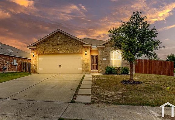 2nd image of 1128 Flatwater Trl