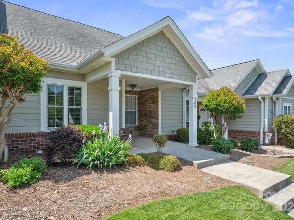 108 Ivy Ct, Morganton, NC 28655