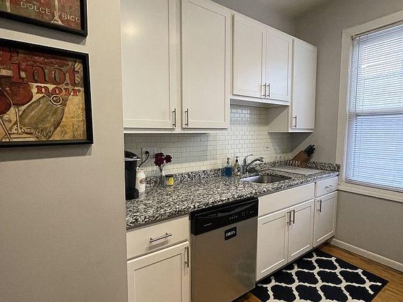 5th image of 2545 N Seminary Ave #2A