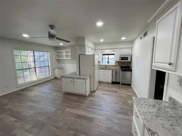 1311 Antoine Dr APT 168, Houston, TX 77055