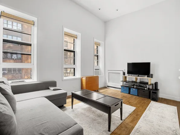 171 West 73rd Street image 6 of 10