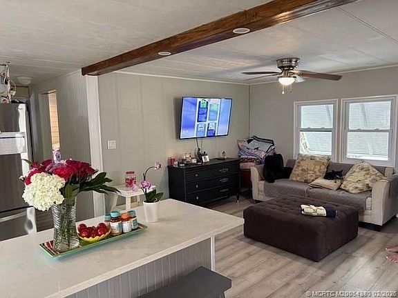 4th image of 1713 SW College St