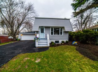 336 W Harrison Rd, Lombard, IL 60148