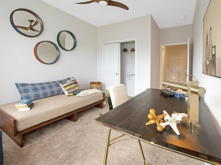 Woodmont Mews — Photo 20